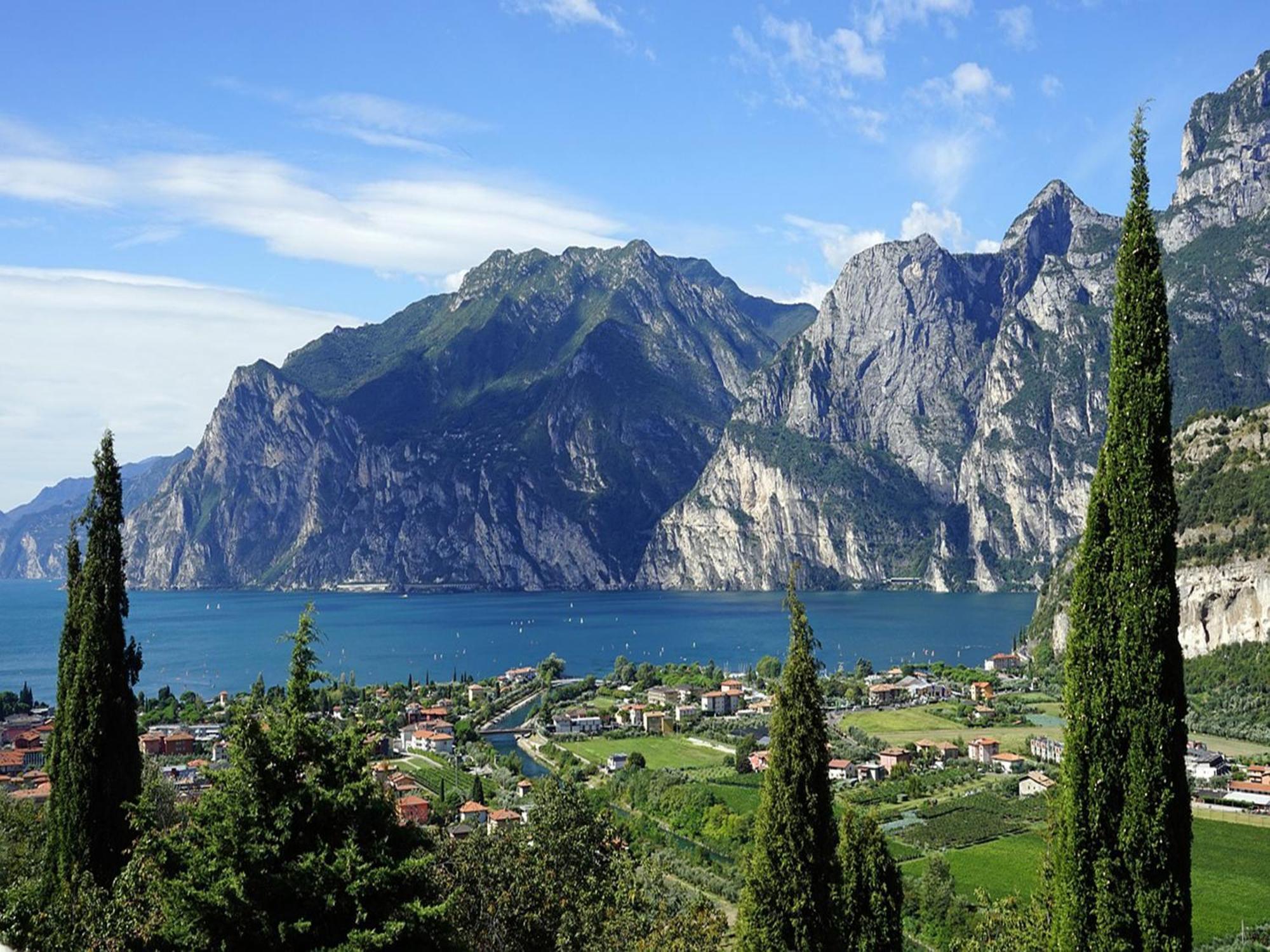 Infinity View Garda Lake Tenno Exterior photo